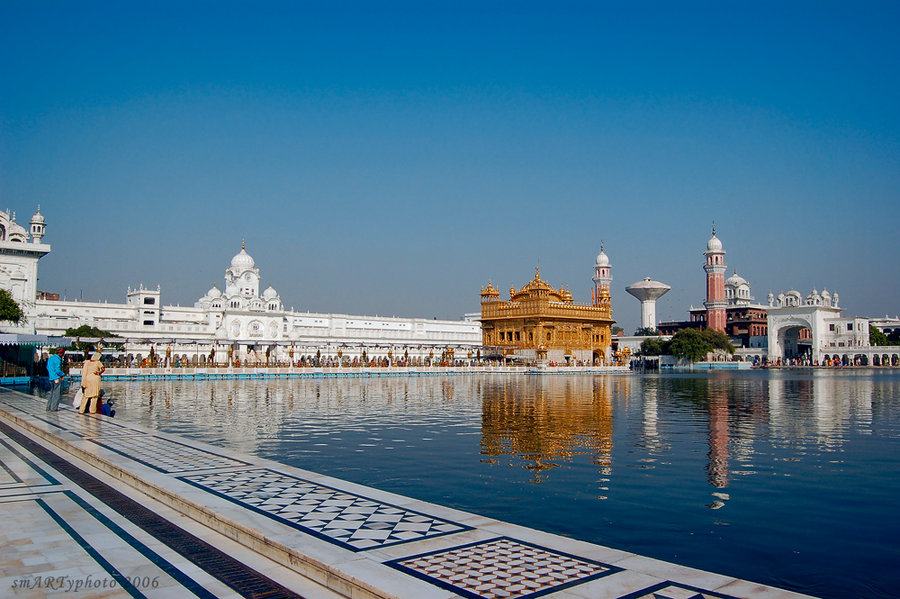 golden_tempel_amritsar_by_smartyphoto-d5ejb57