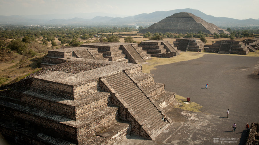 teotihuacan_platforms_by_karikaiyuk-d50t7ms