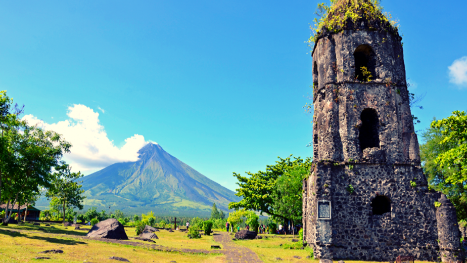 tourist attractions in region philippines